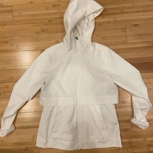 Lululemon white spring/rain jacket
